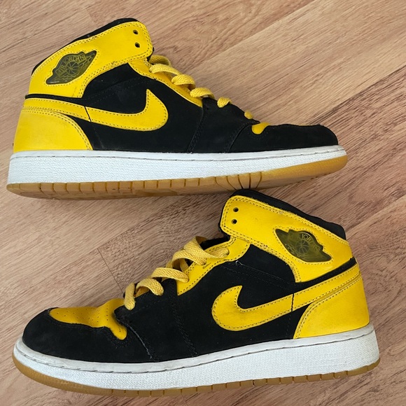 Air Jordan 1 “New Love” 2007 - Picture 4 of 5